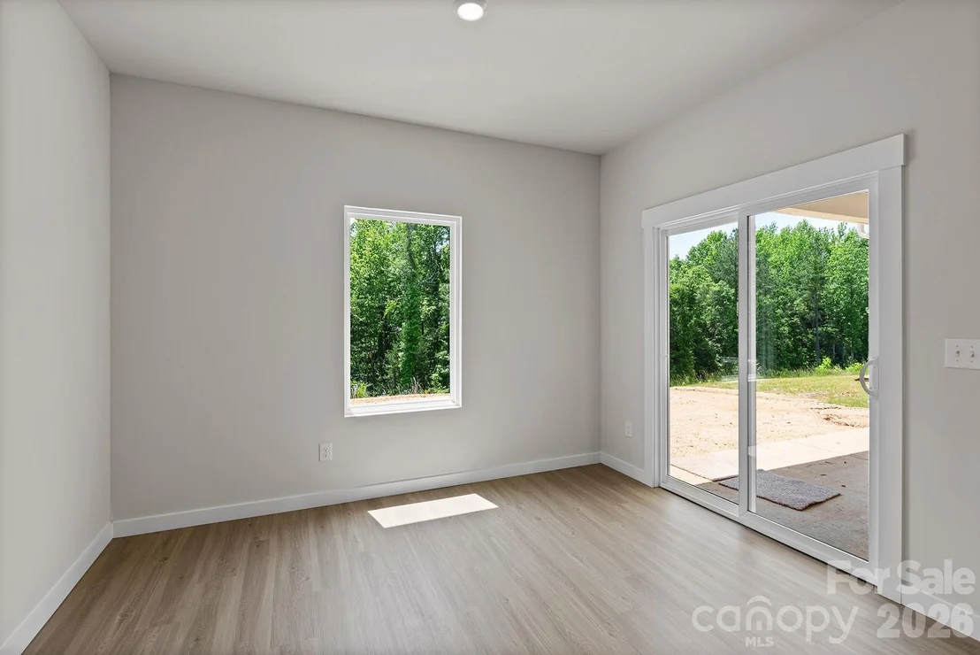 Photo of 814 Willow Estates Drive
