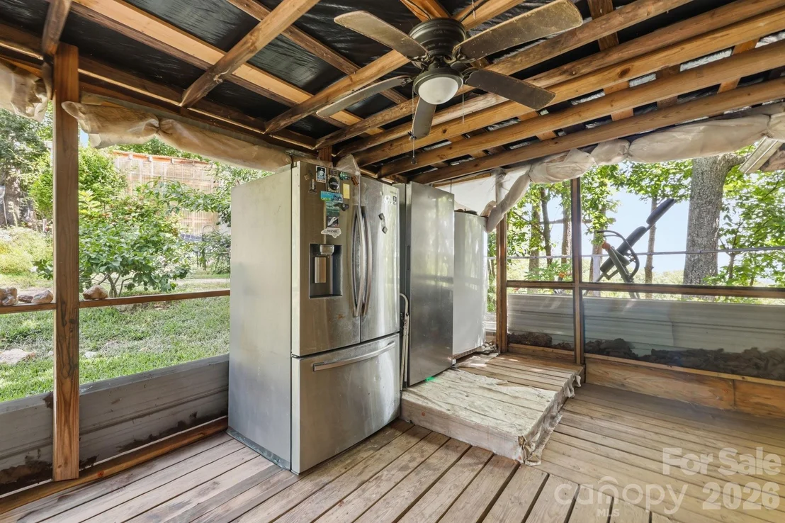 Photo of 464 Mason Road