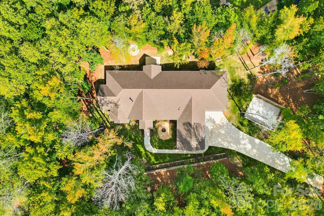 Photo of 2507 Forest Lawn Drive