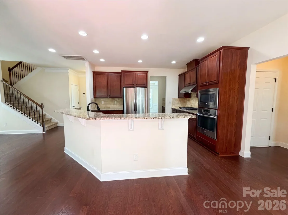 Photo of 2115 Eskridge Terrace