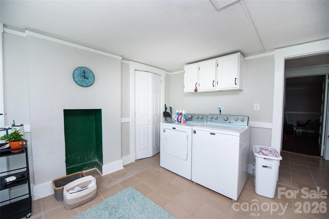 Photo of 128 Fleming Avenue