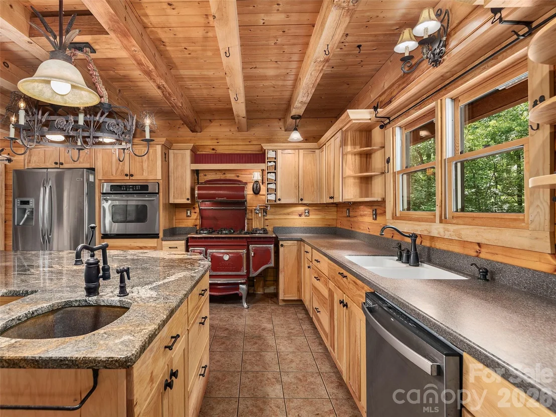 Photo of 413 Green Hills Road