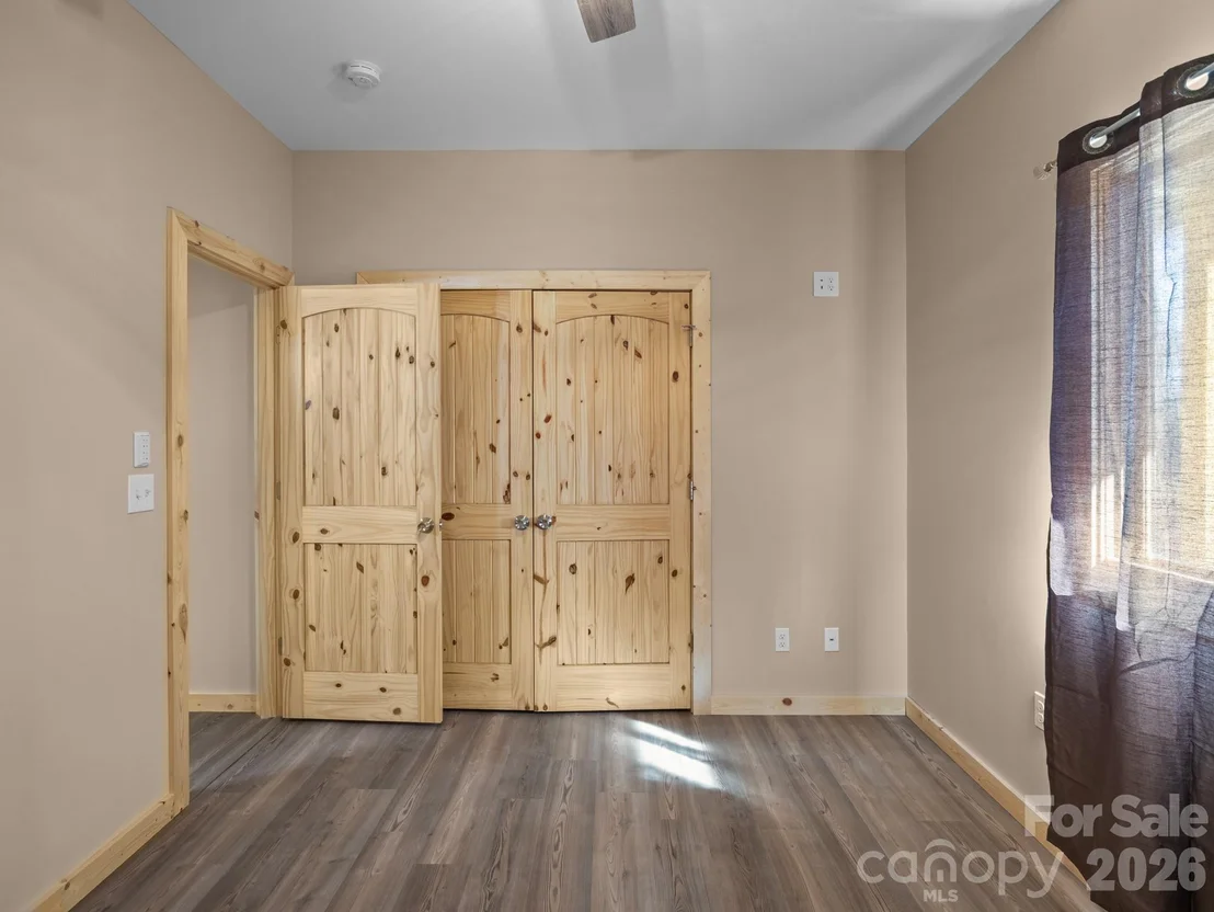 Photo of 225 Aurora Lane