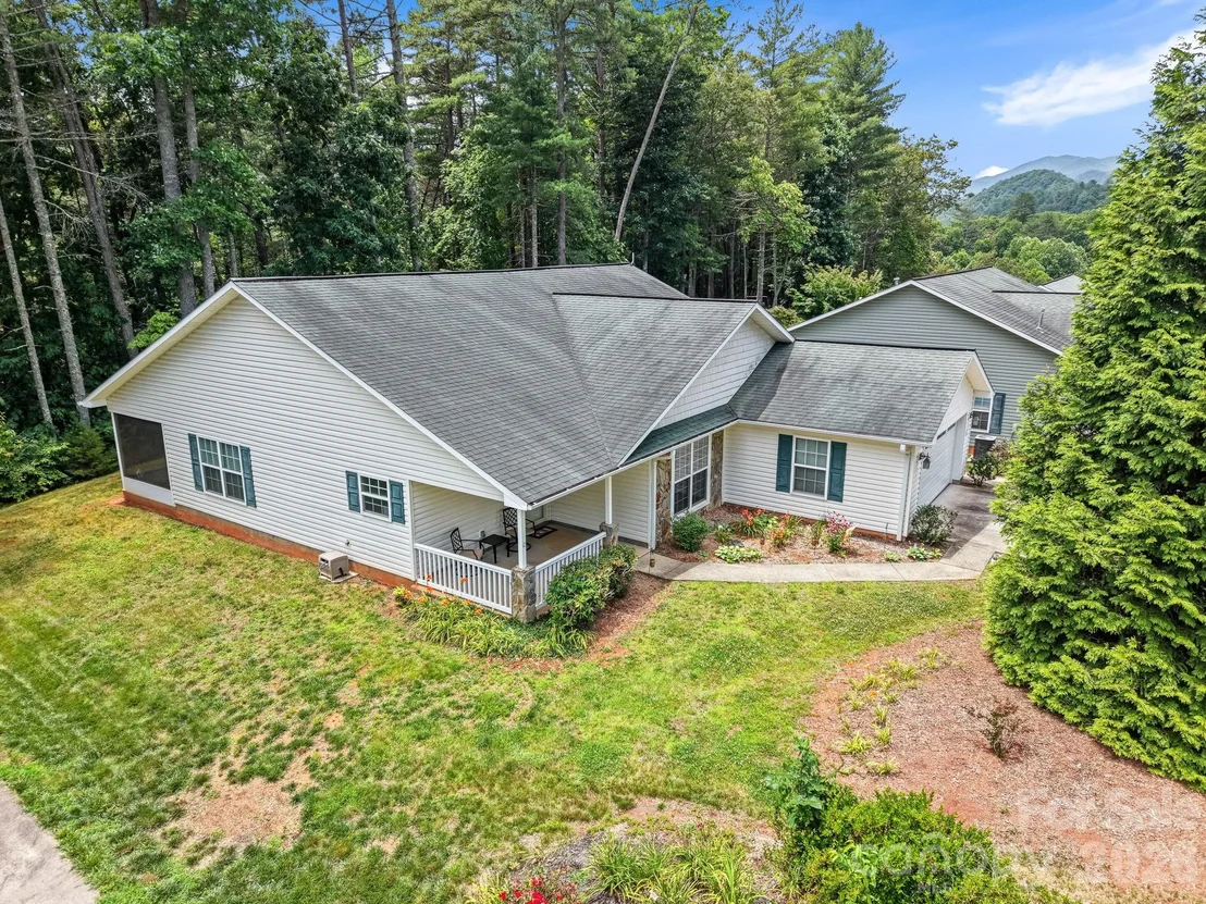 Photo of 17 Coventry Circle E