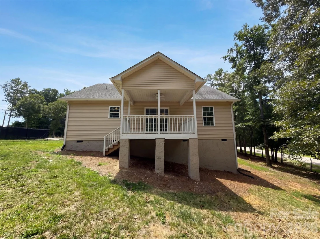 Photo of 494 Hall Spencer Road