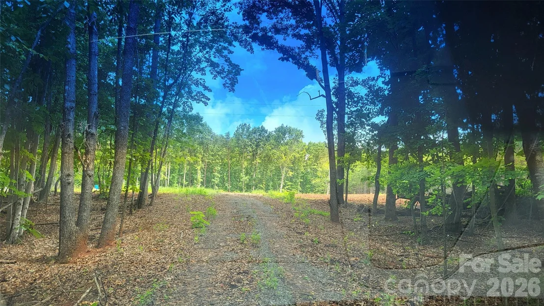 Photo of 1056 Stephens Trail Road