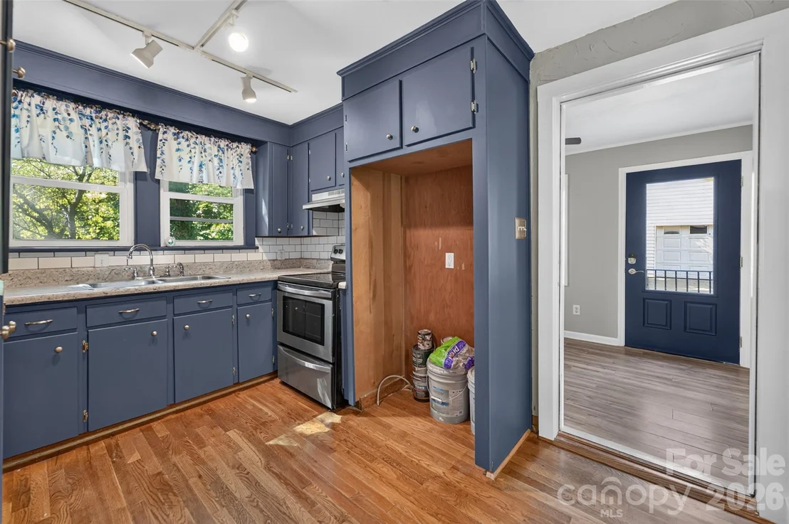 Photo of 1829 3rd Street NE