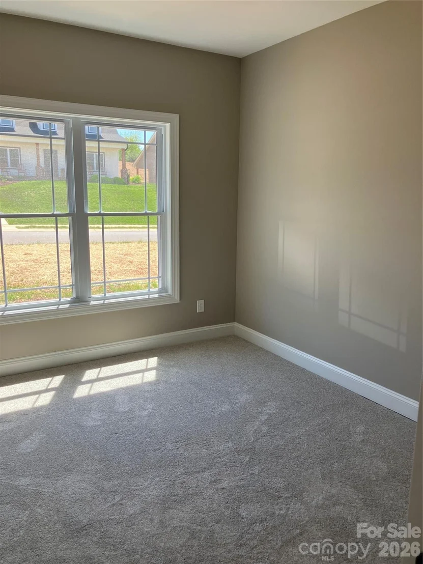 Photo of 4952 Southview Drive