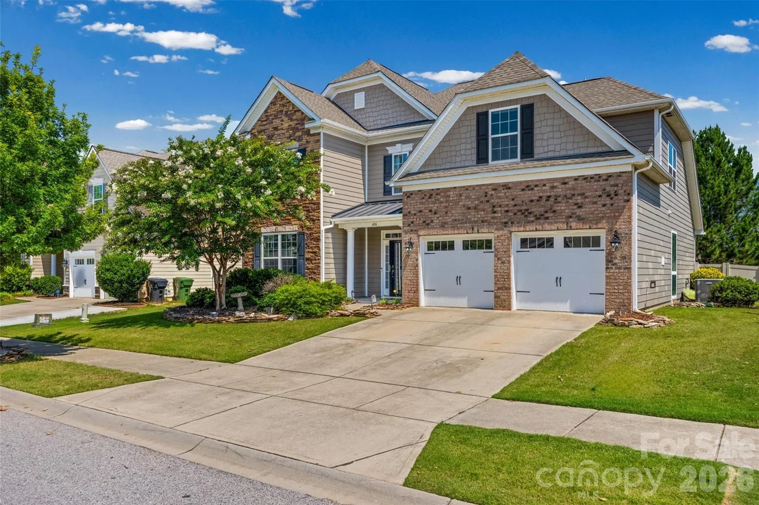 Photo of 406 Livingston Drive