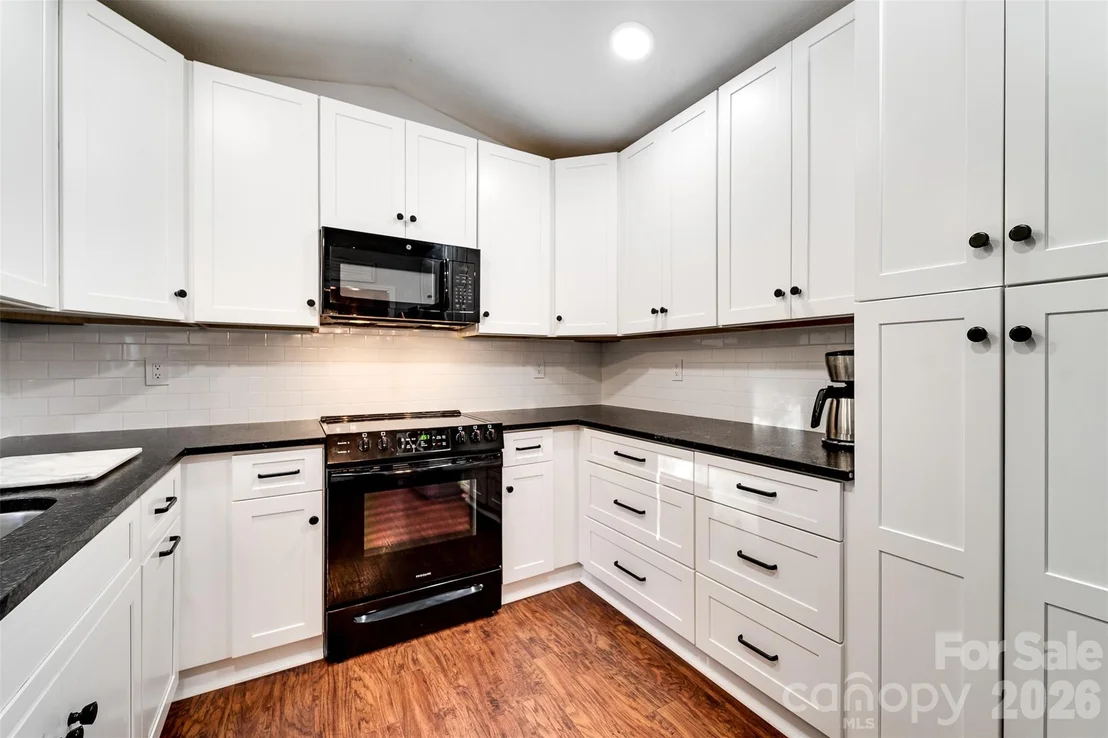 Photo of 115 Indian Trail