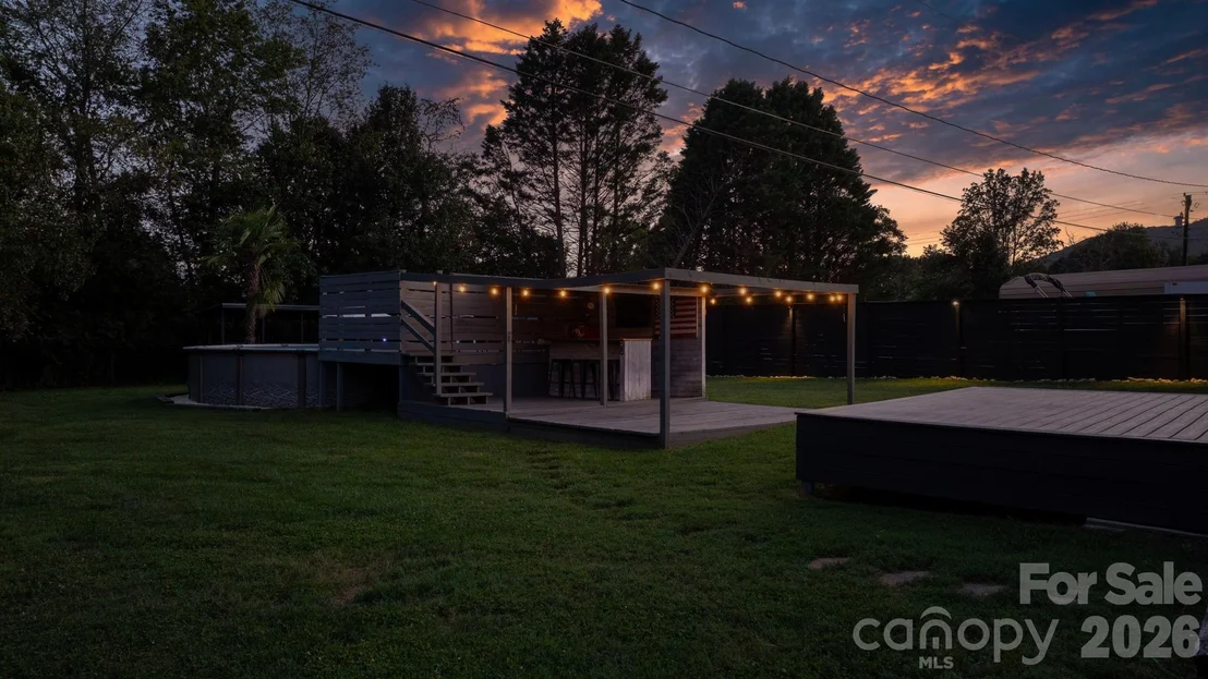 Photo of 5795 Valley Field Road