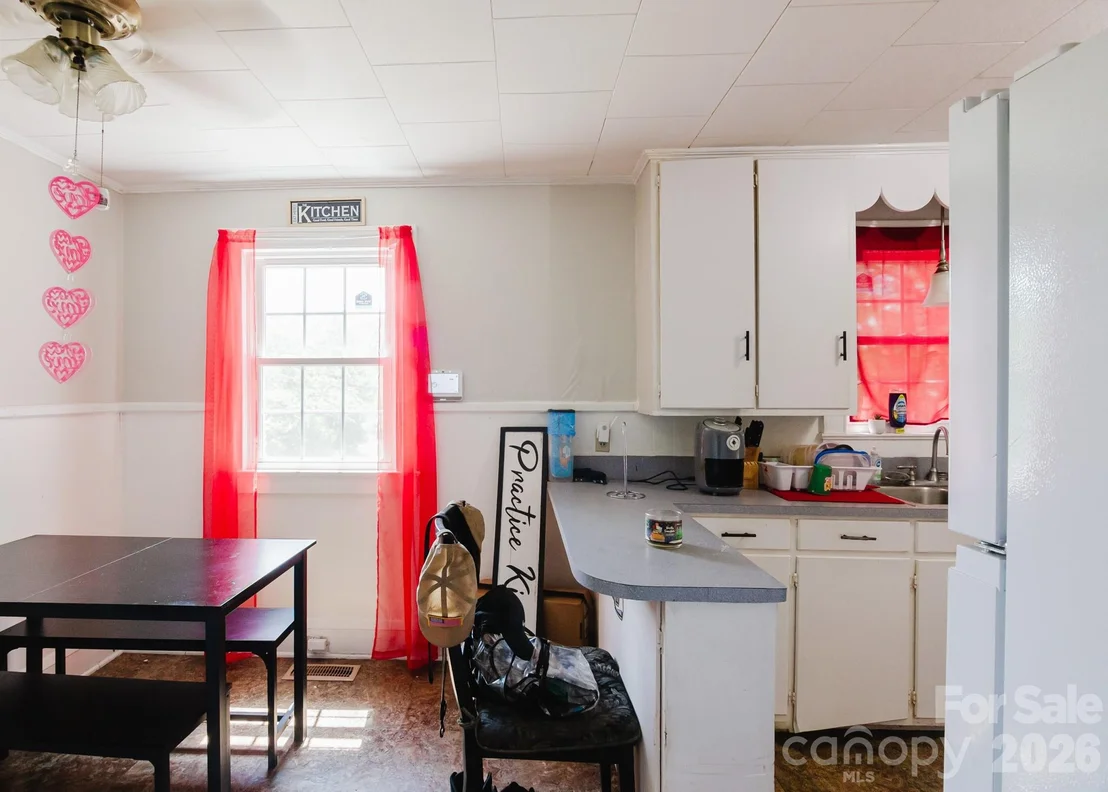 Photo of 303 Myrtle Avenue