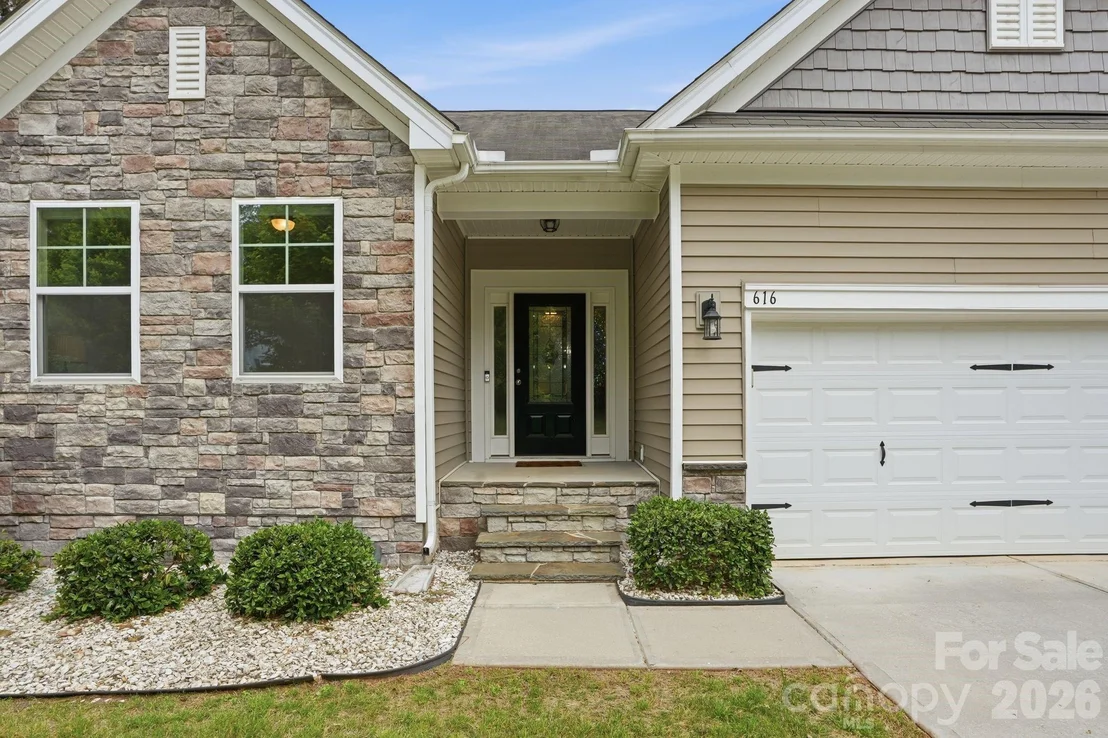 Photo of 616 Winter Walk Lane