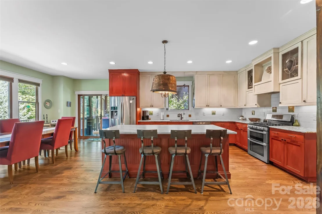Photo of 3201 Donahue Drive