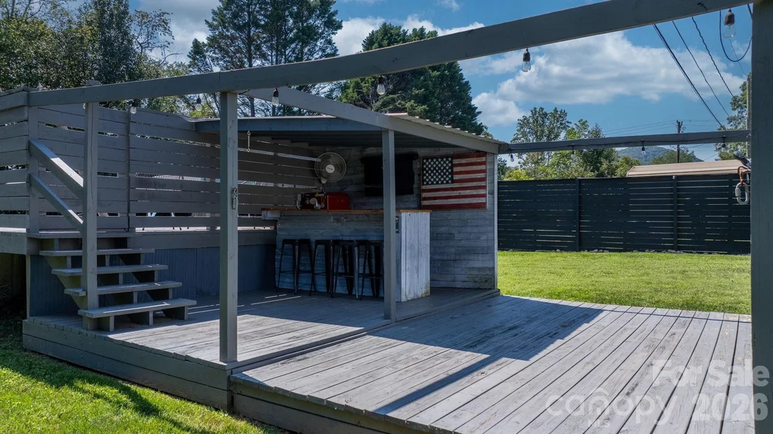 Photo of 5795 Valley Field Road