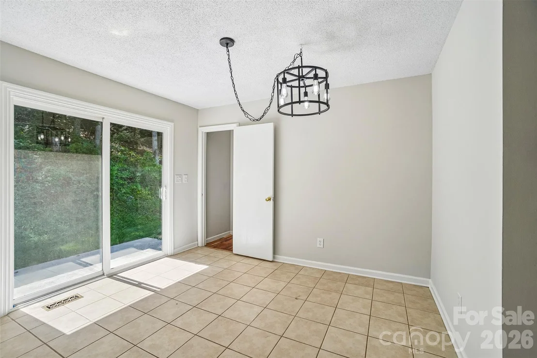 Photo of 19 Jupiter Heights