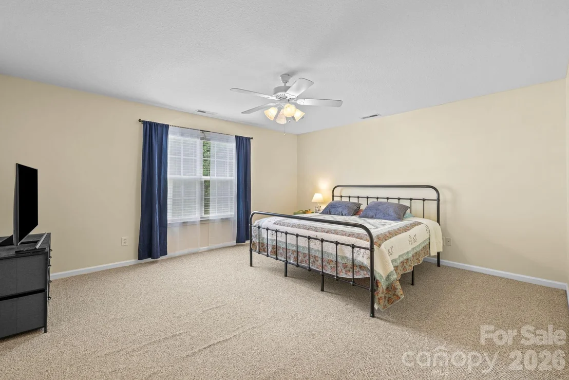 Photo of 17 Coventry Circle E