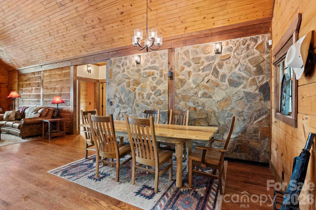 Photo of 2107 Miller Mountain Road