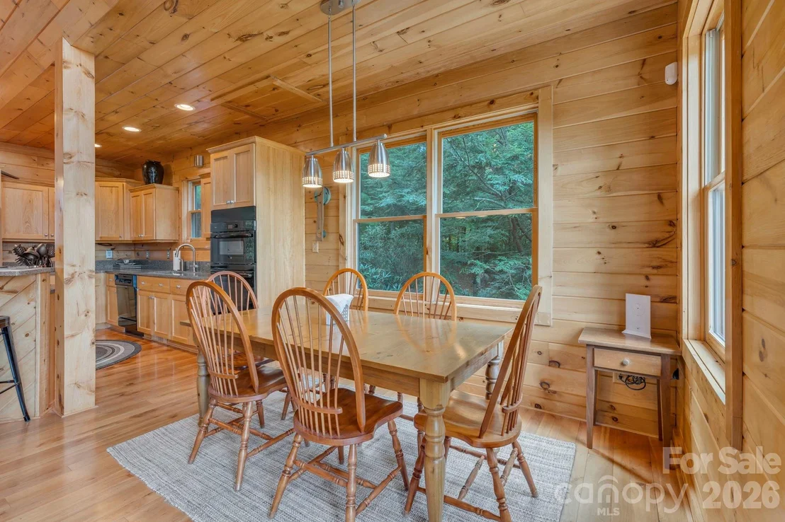 Photo of 4880 Nightingale Lane