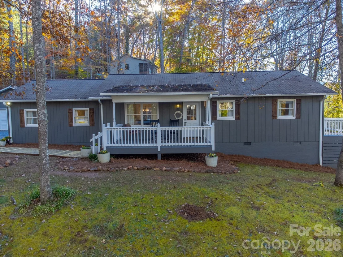 Photo of 115 Indian Trail