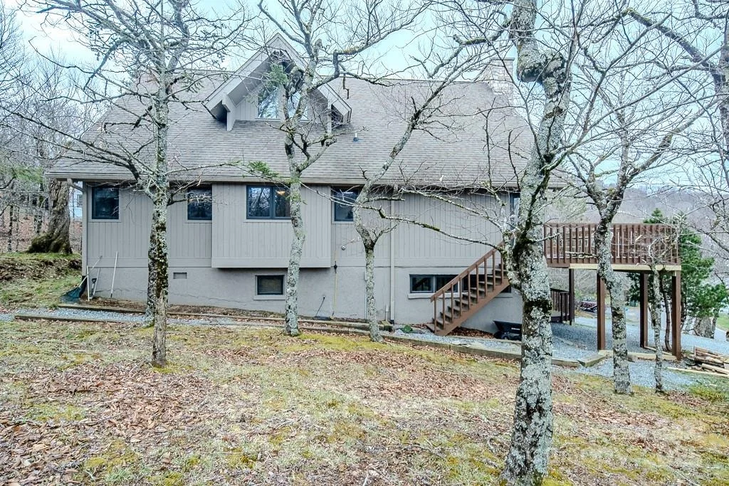 Photo of 130 Skiway Circle