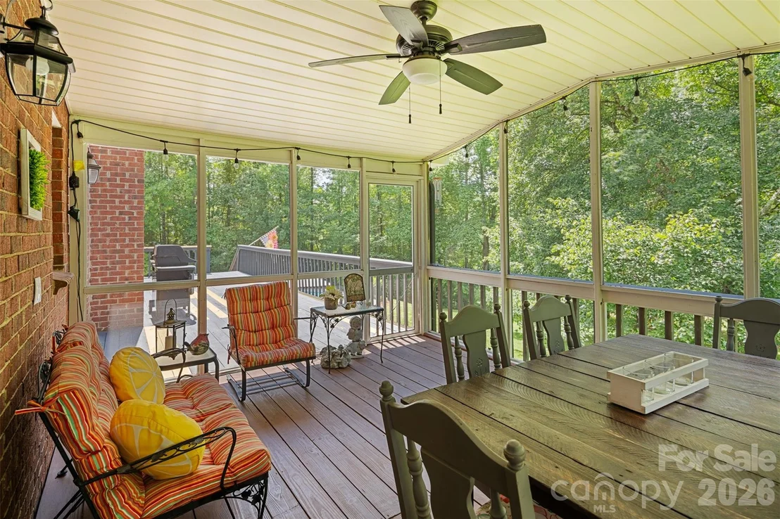 Photo of 1413 Windemere Lane