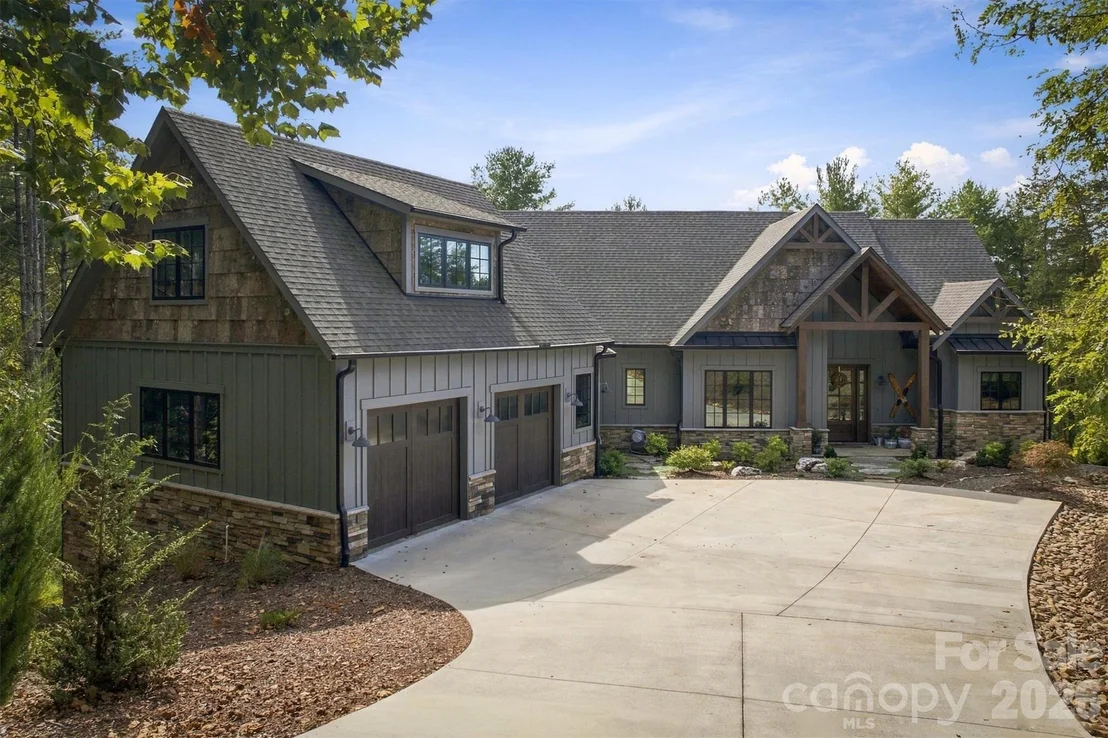 Photo of 155 Otter Waller Drive