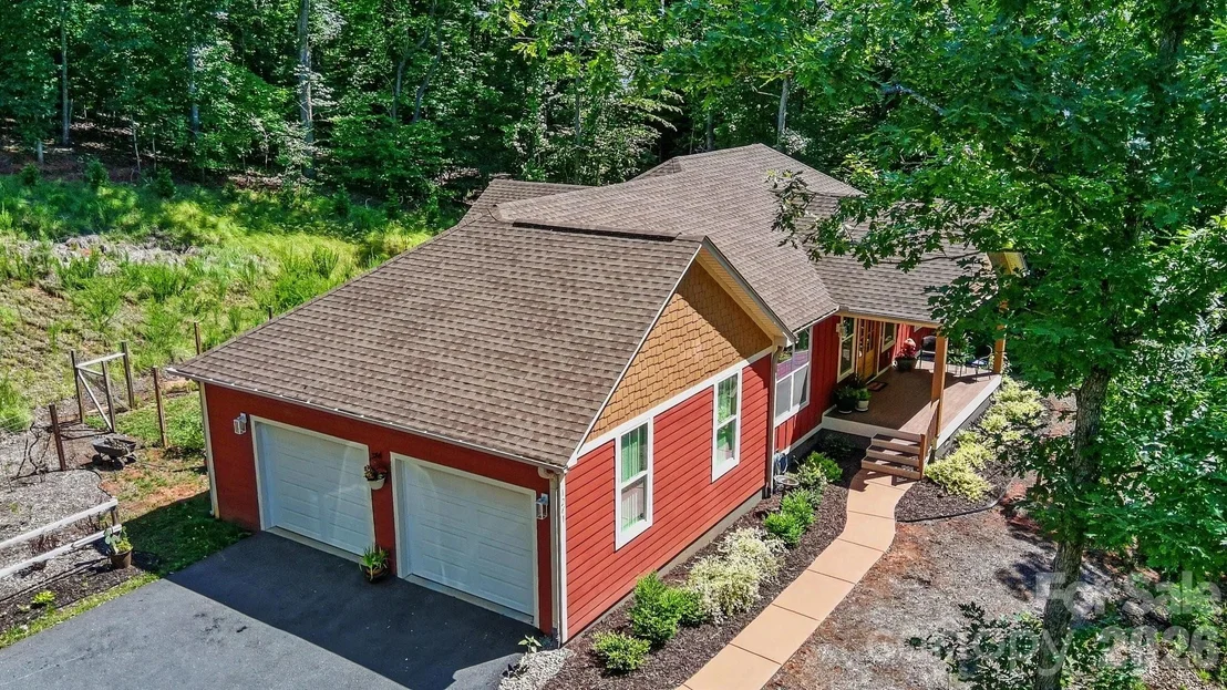 Photo of 1241 Hayes Road