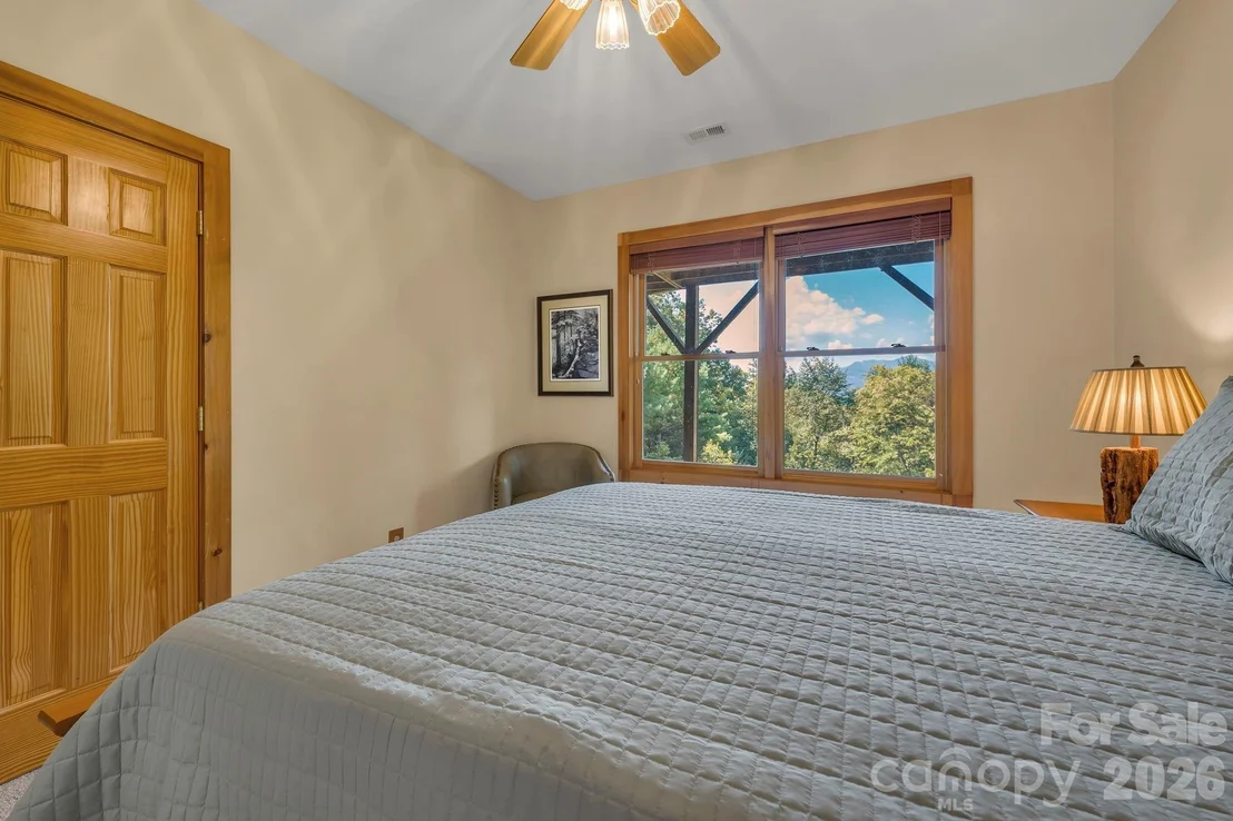 Photo of 4880 Nightingale Lane