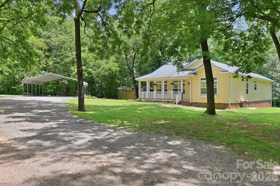 Photo of 16665 Stokes Ferry Road