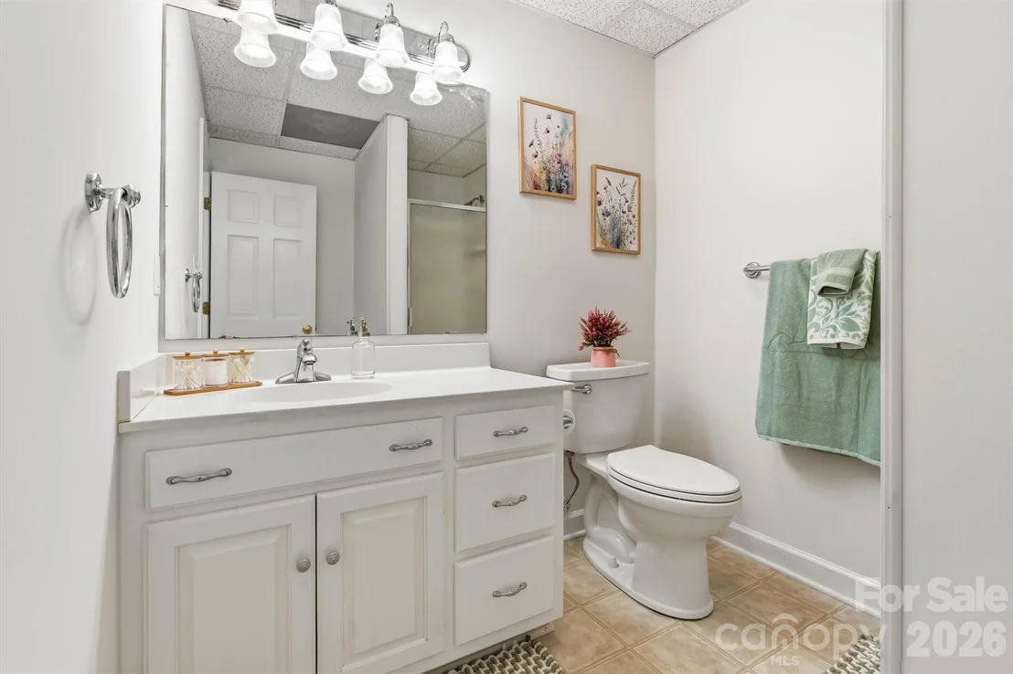 Photo of 675 Heather Drive