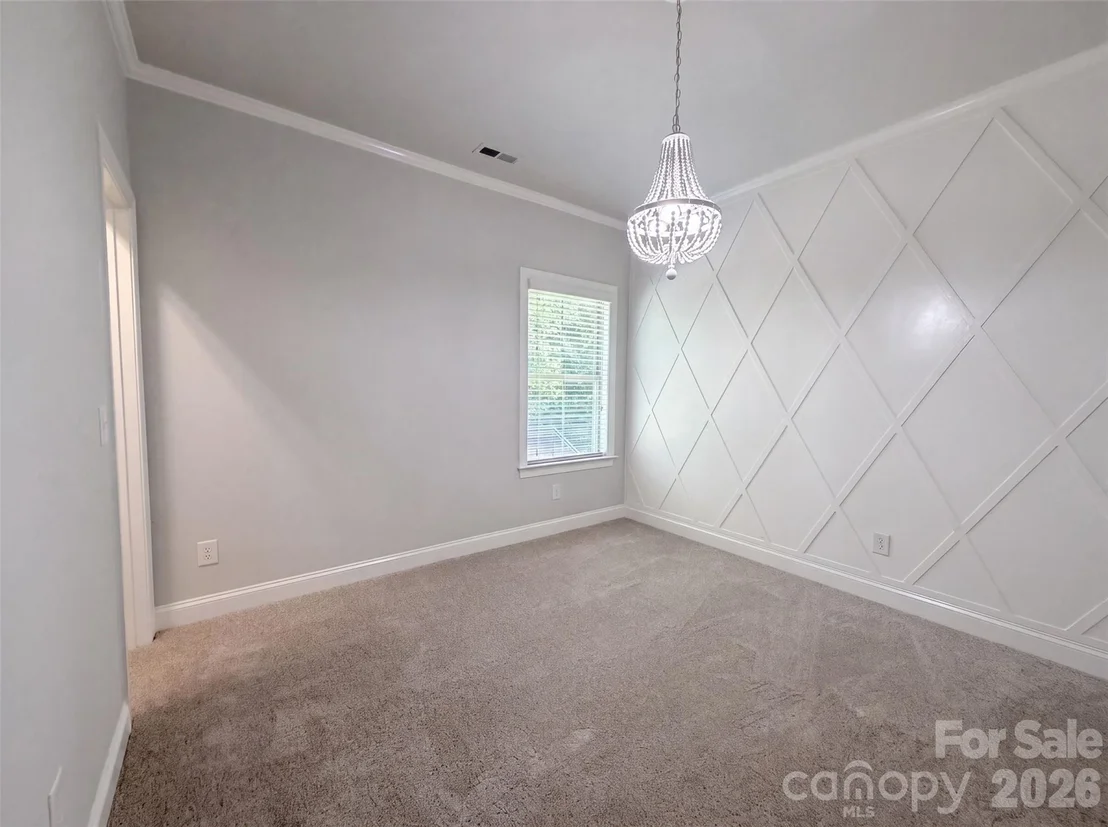 Photo of 147 Monteray Oaks Circle