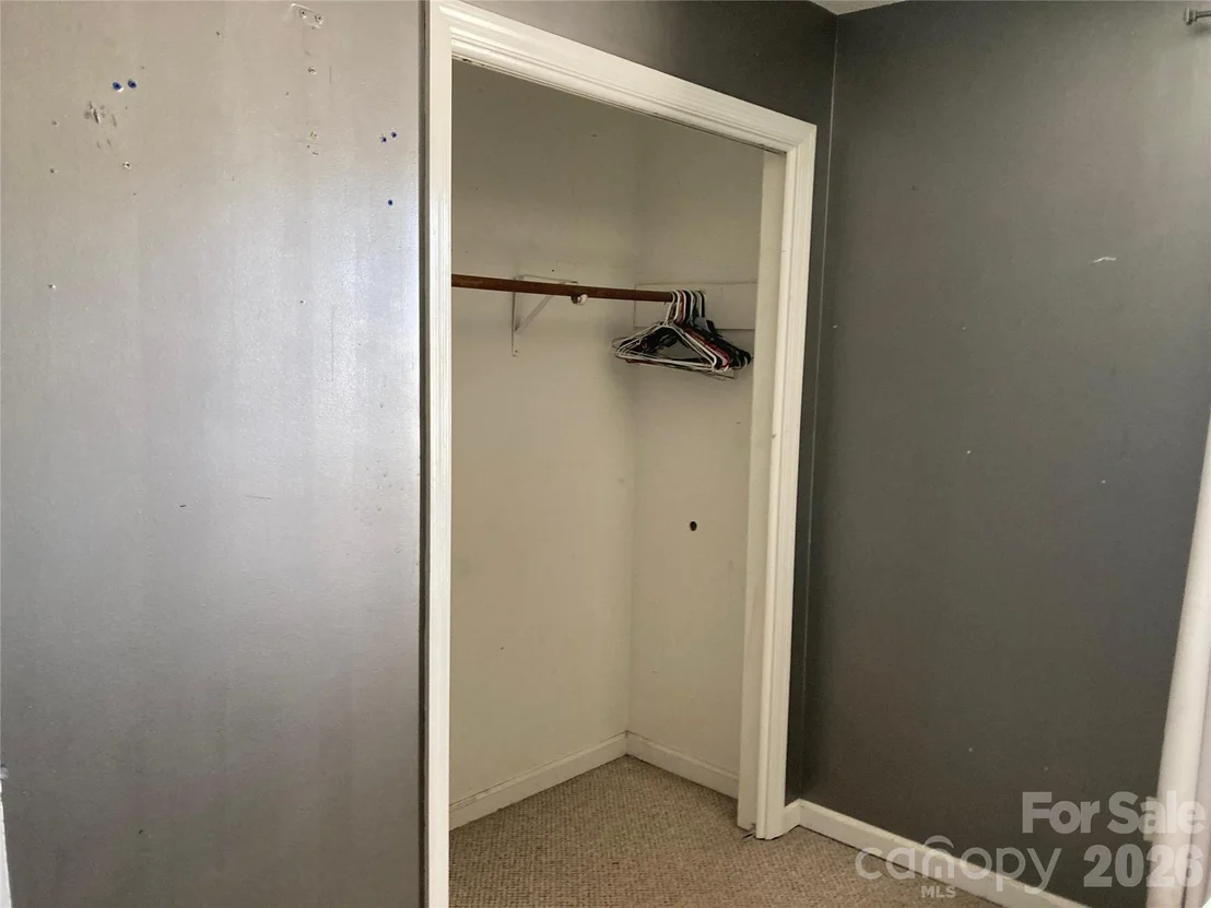 Photo of 526 Hillcrest Drive