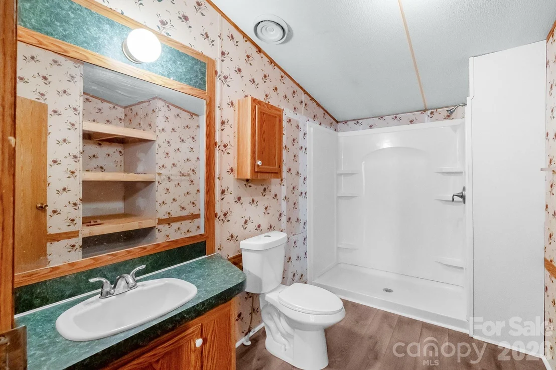 Photo of 185 Coot Sistare Road