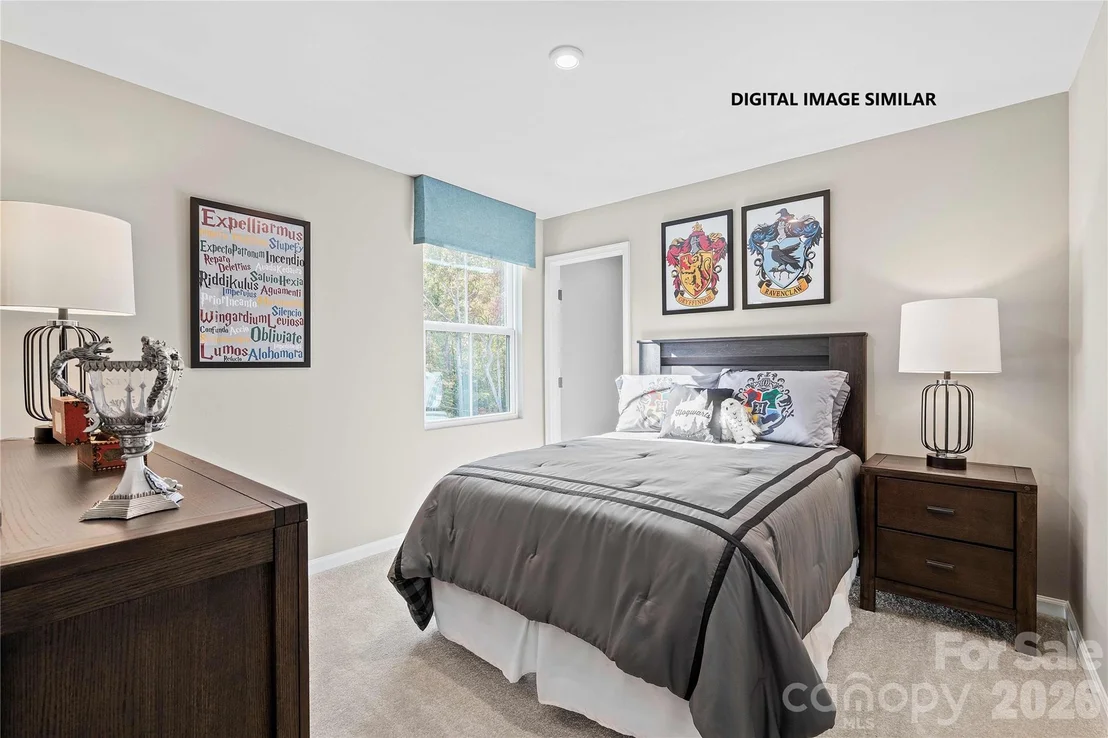 Photo of 640 Maplin Gardens Street