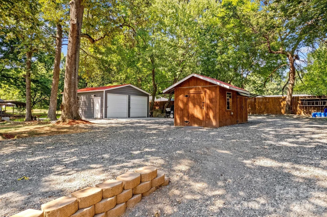 Photo of 320 Miller Drive