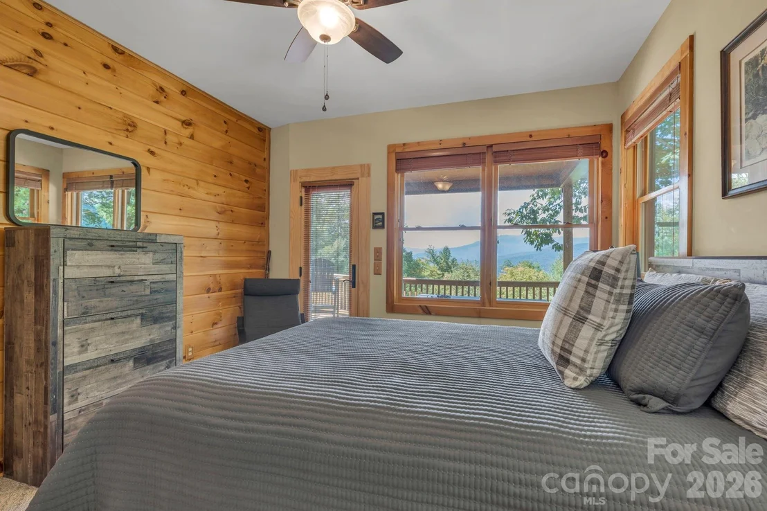 Photo of 4880 Nightingale Lane
