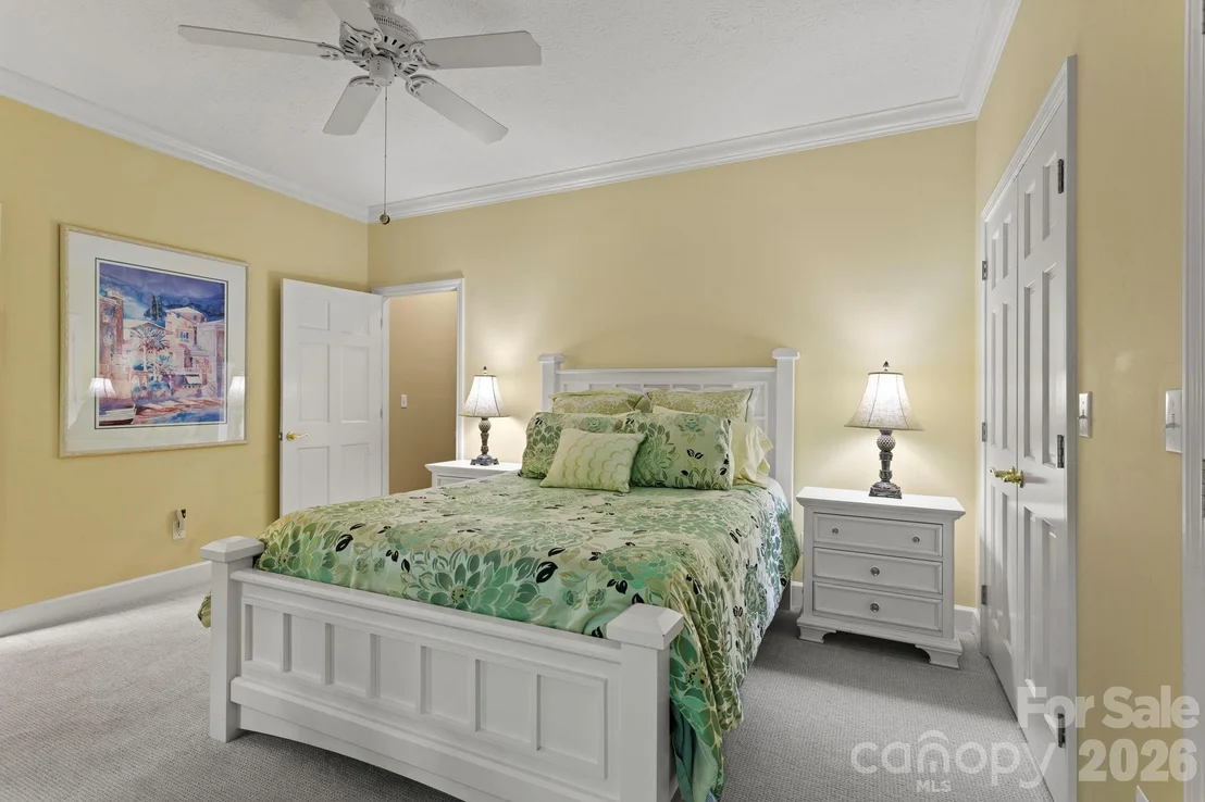 Photo of 324 Kenmure Drive