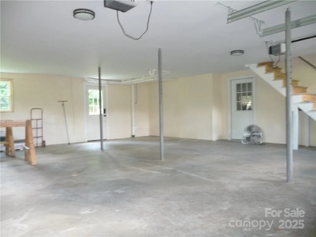 Photo of Unit 12 at 384 New River Heights