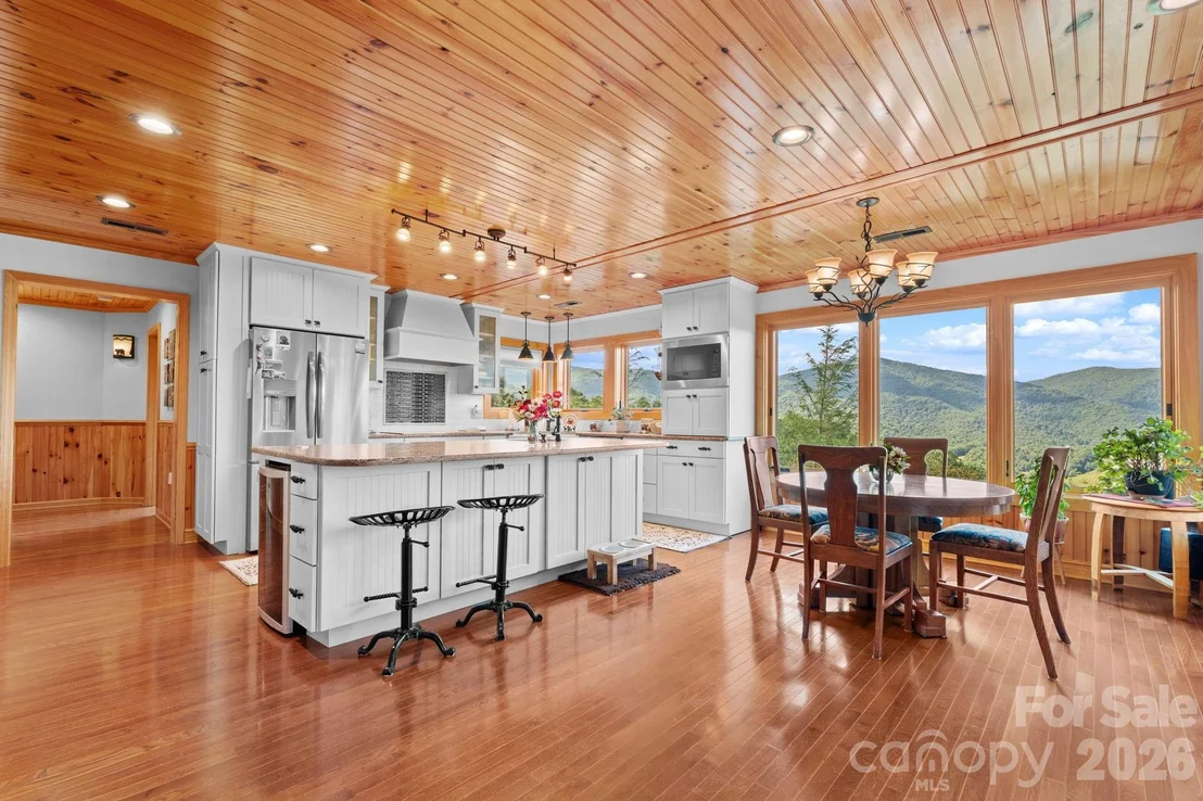 Photo of 1013 Perry Road