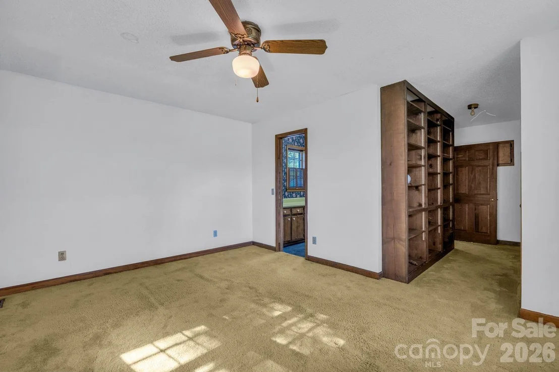 Photo of 244 Chapman Road