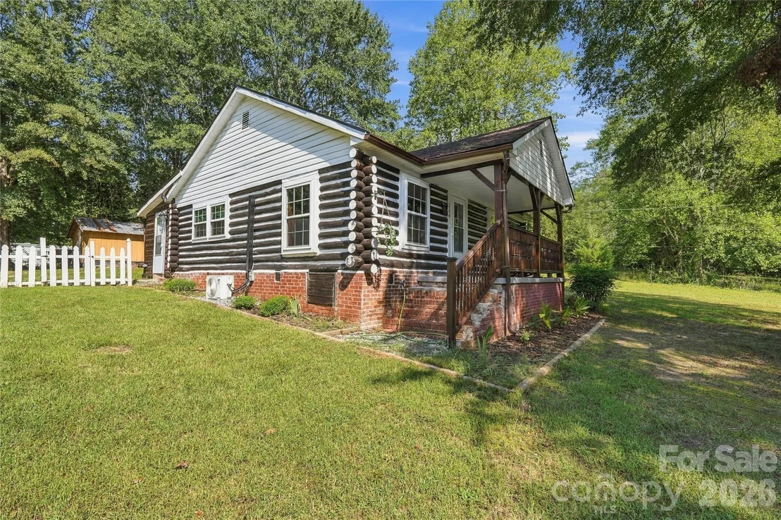 Photo of 114 Beacon Hill Road