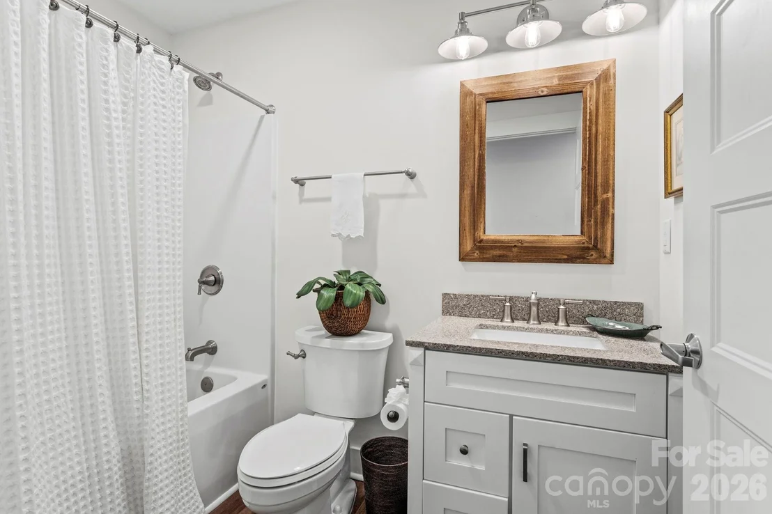 Photo of 400 Laurel Drive
