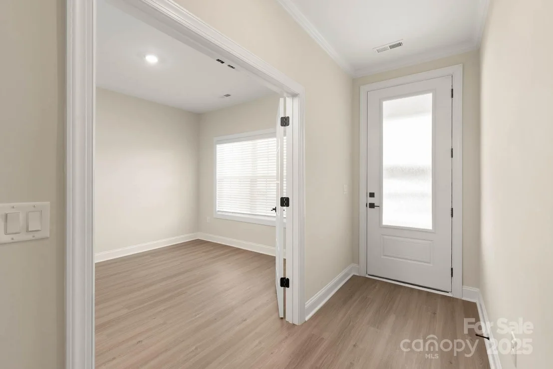 Photo of 116 Kennford Trail
