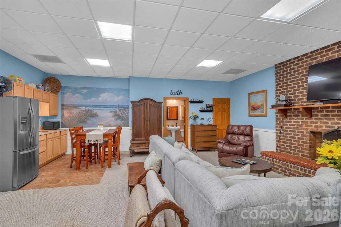 Photo of 105 Winchester Drive