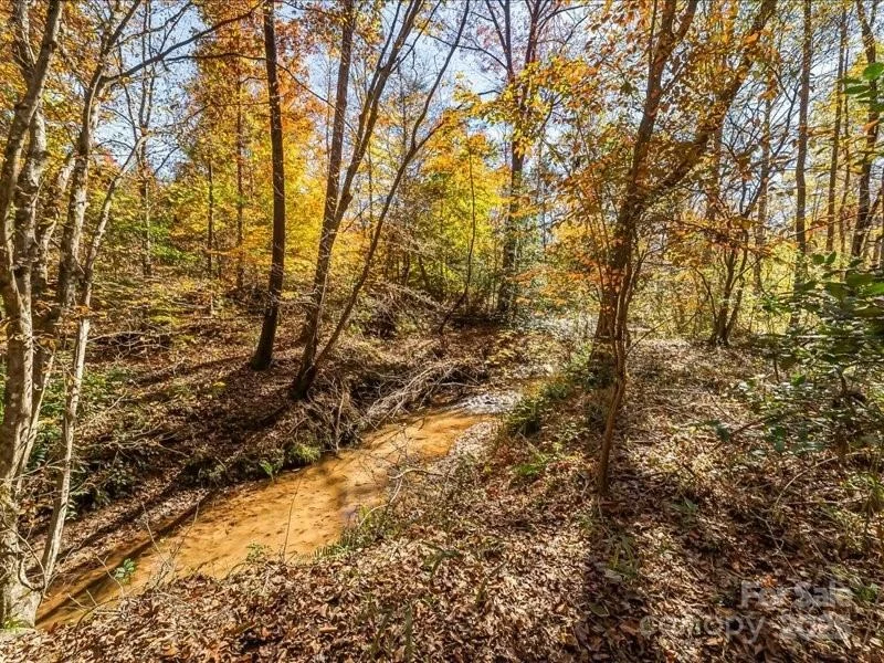 Photo of 304 Winding Creek Drive