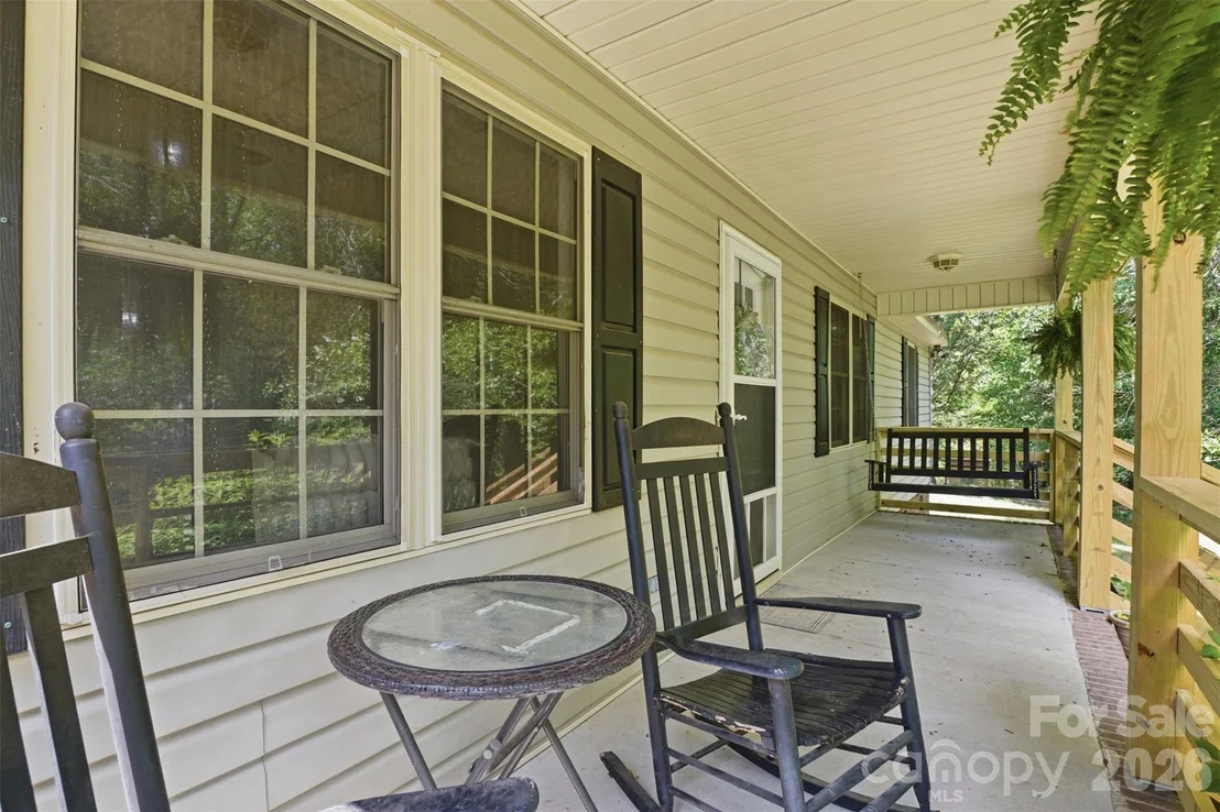 Photo of 1739 Westbrook Road