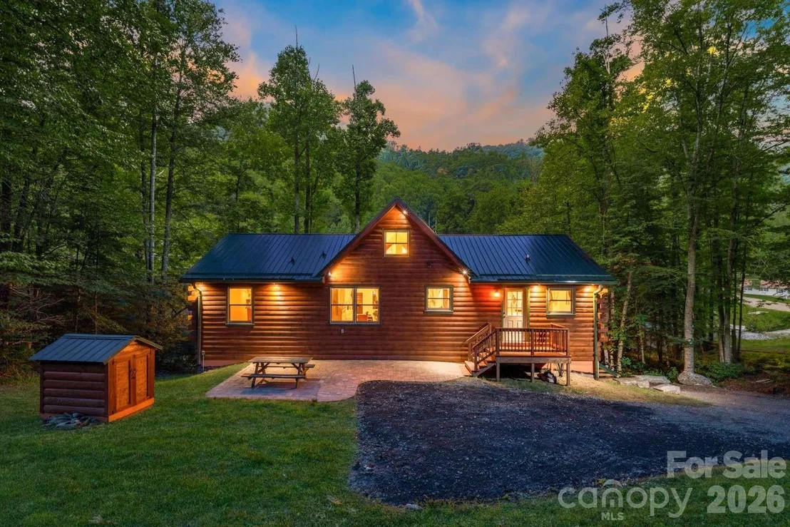 Photo of 382 Paint Fork Road