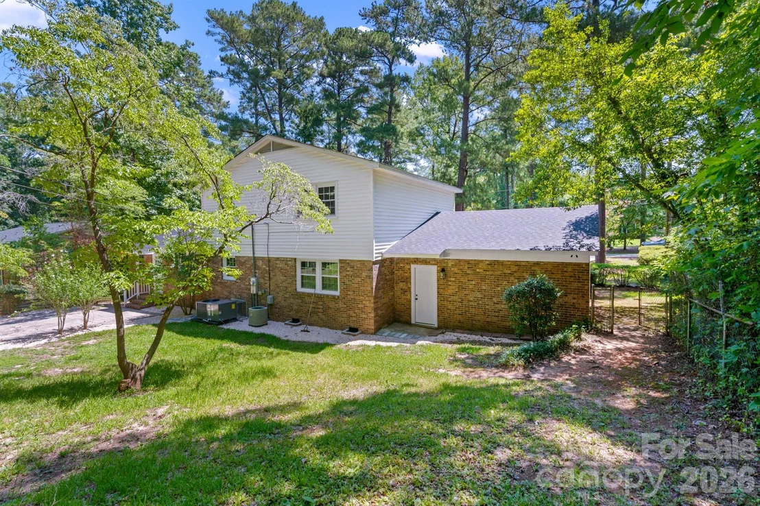 Photo of 755 Cumberland Circle