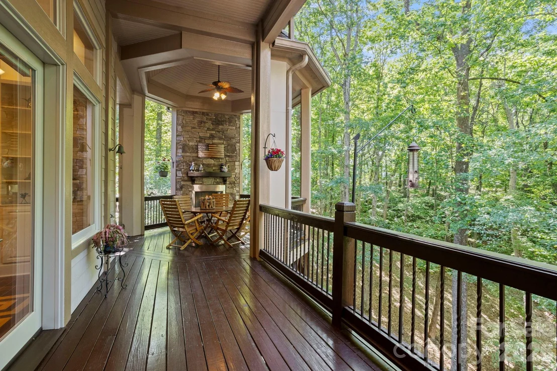 Photo of 132 Pinnacle Peak Lane